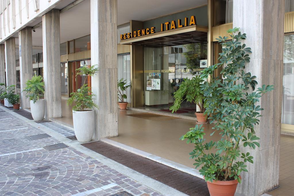 Albergo Residence Italia Vintage Hotel ปอร์เดโนเน ภายนอก รูปภาพ