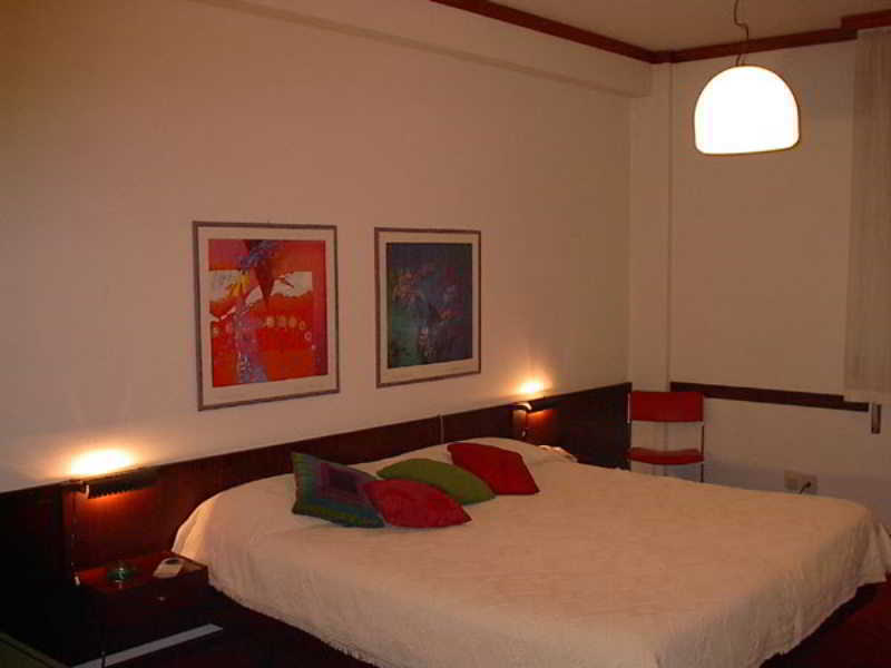 Albergo Residence Italia Vintage Hotel ปอร์เดโนเน ภายนอก รูปภาพ