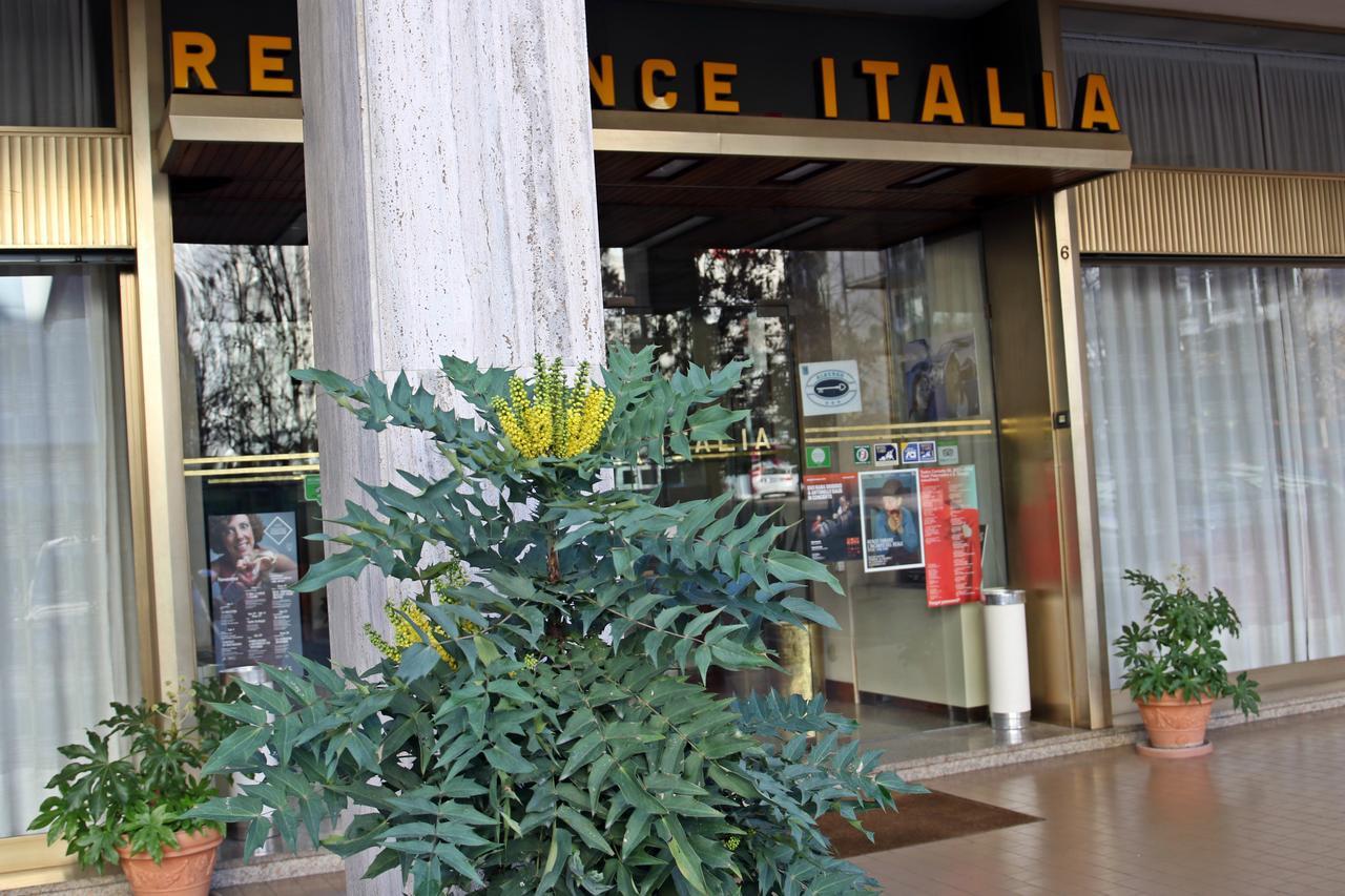 Albergo Residence Italia Vintage Hotel ปอร์เดโนเน ภายนอก รูปภาพ