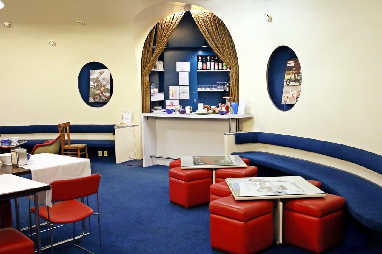 Albergo Residence Italia Vintage Hotel ปอร์เดโนเน ภายนอก รูปภาพ