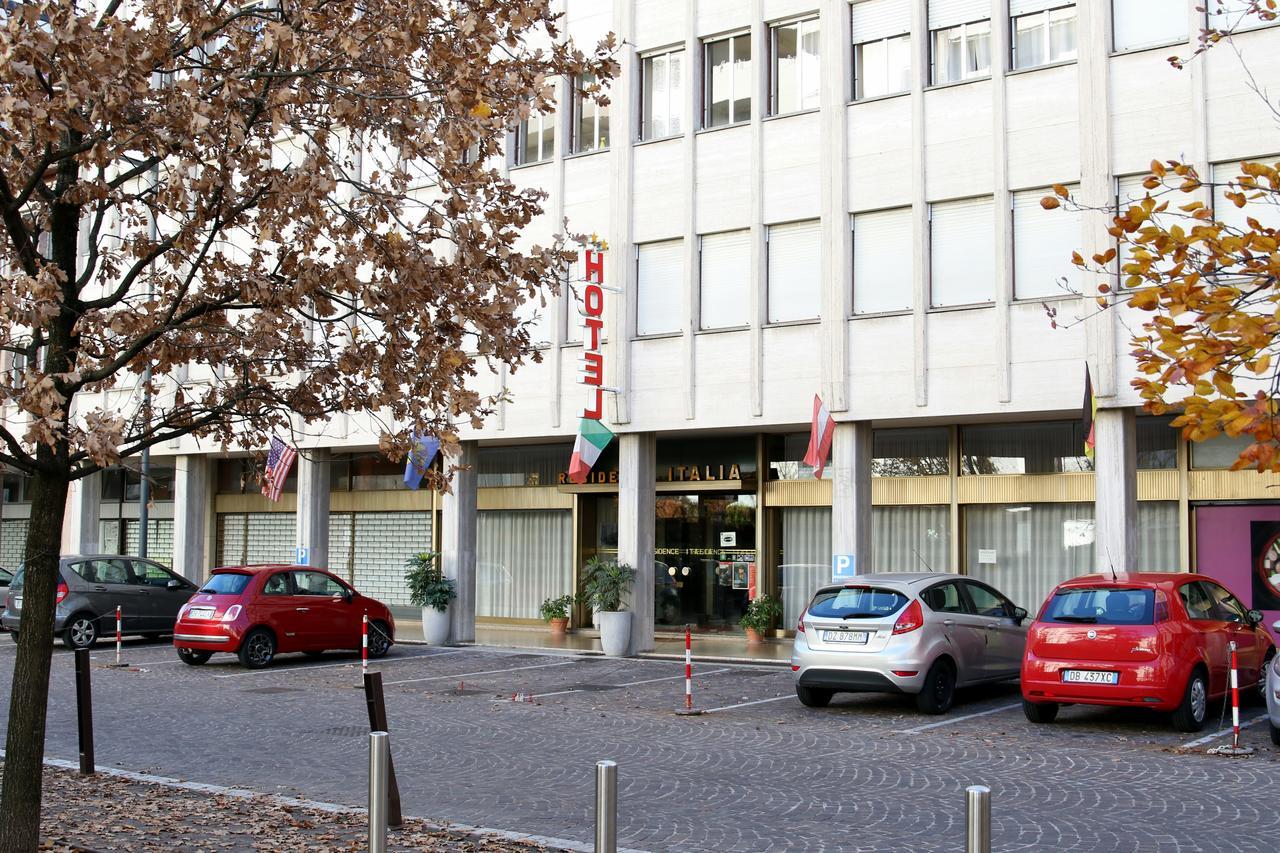 Albergo Residence Italia Vintage Hotel ปอร์เดโนเน ภายนอก รูปภาพ