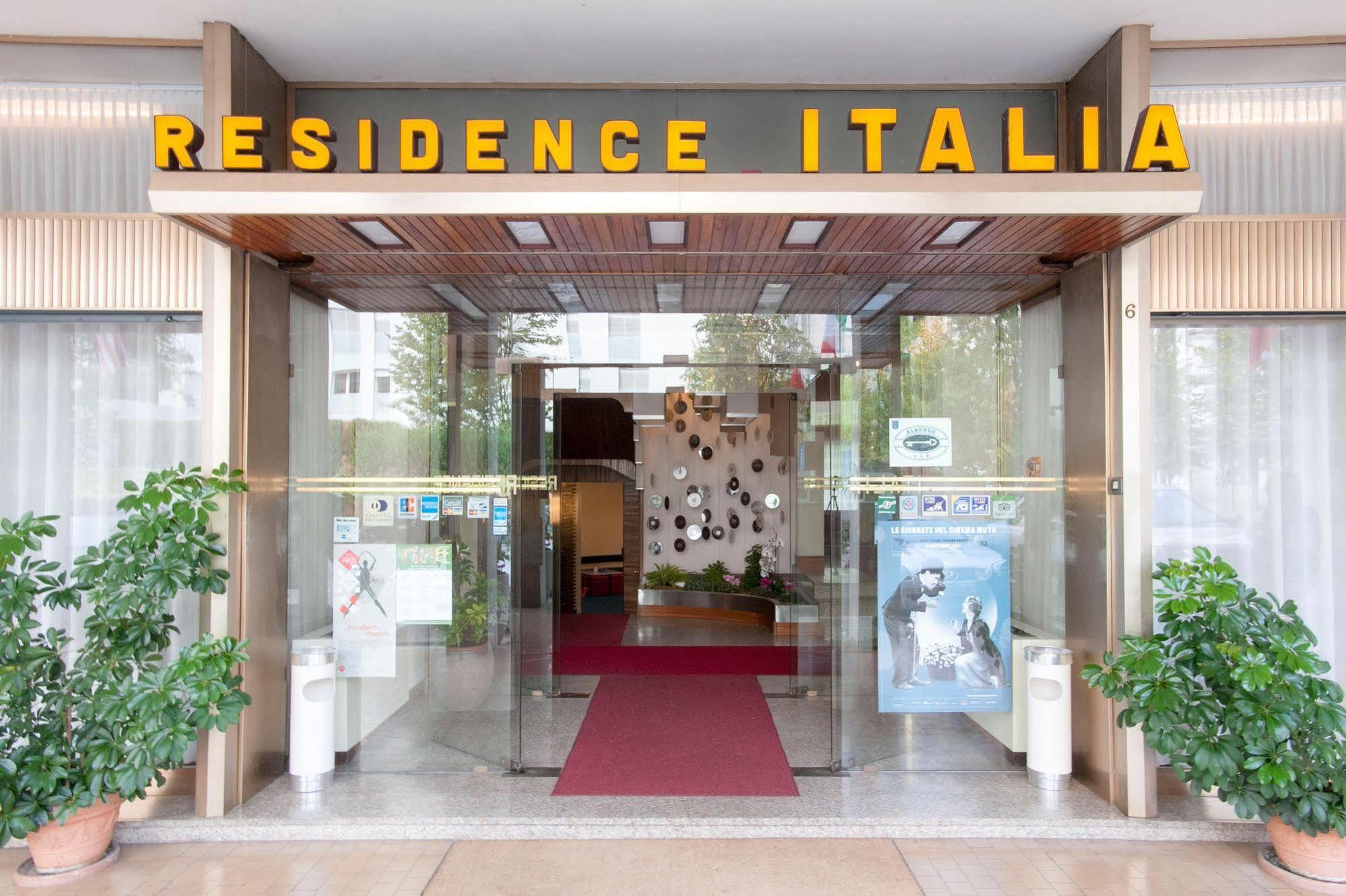 Albergo Residence Italia Vintage Hotel ปอร์เดโนเน ภายนอก รูปภาพ
