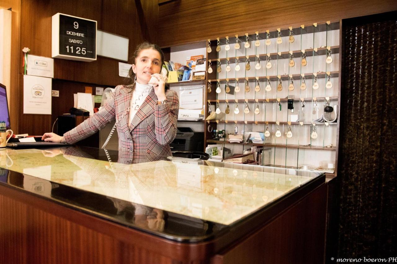 Albergo Residence Italia Vintage Hotel ปอร์เดโนเน ภายนอก รูปภาพ